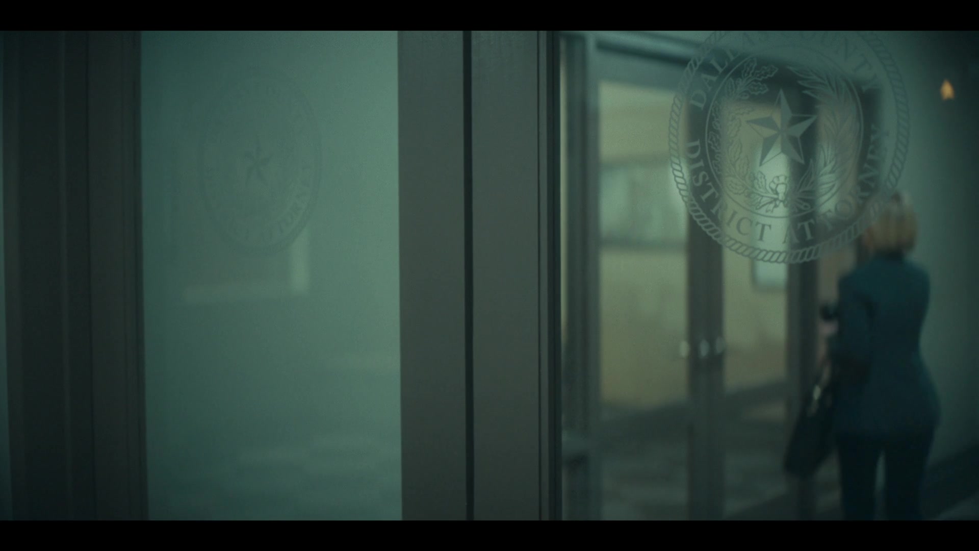 Dr_Death_S01E05_The_and_in_the_Bed_1080p_ASRO_000699.jpg
