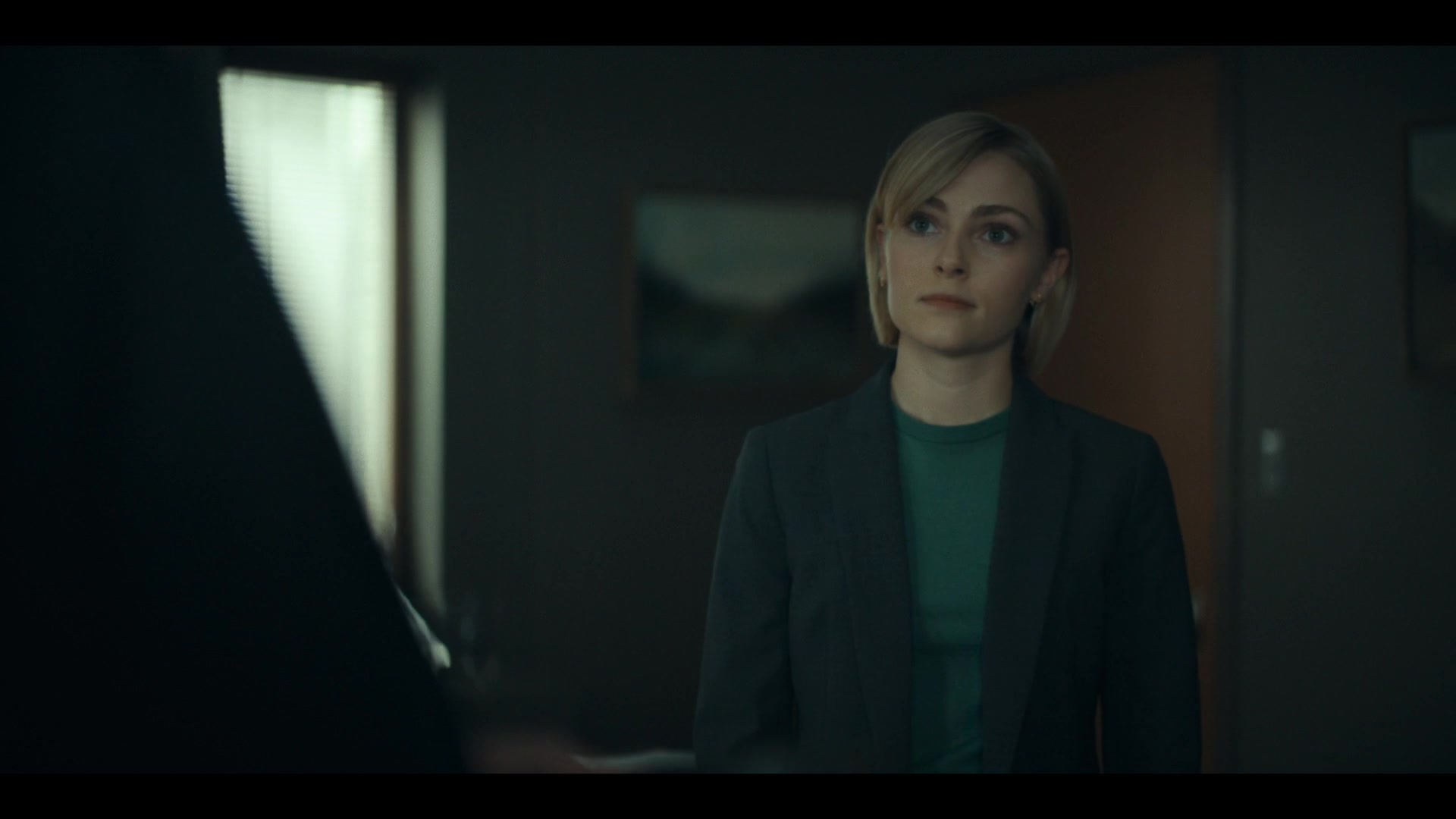 Dr_Death_S01E05_The_and_in_the_Bed_1080p_ASRO_000930.jpg