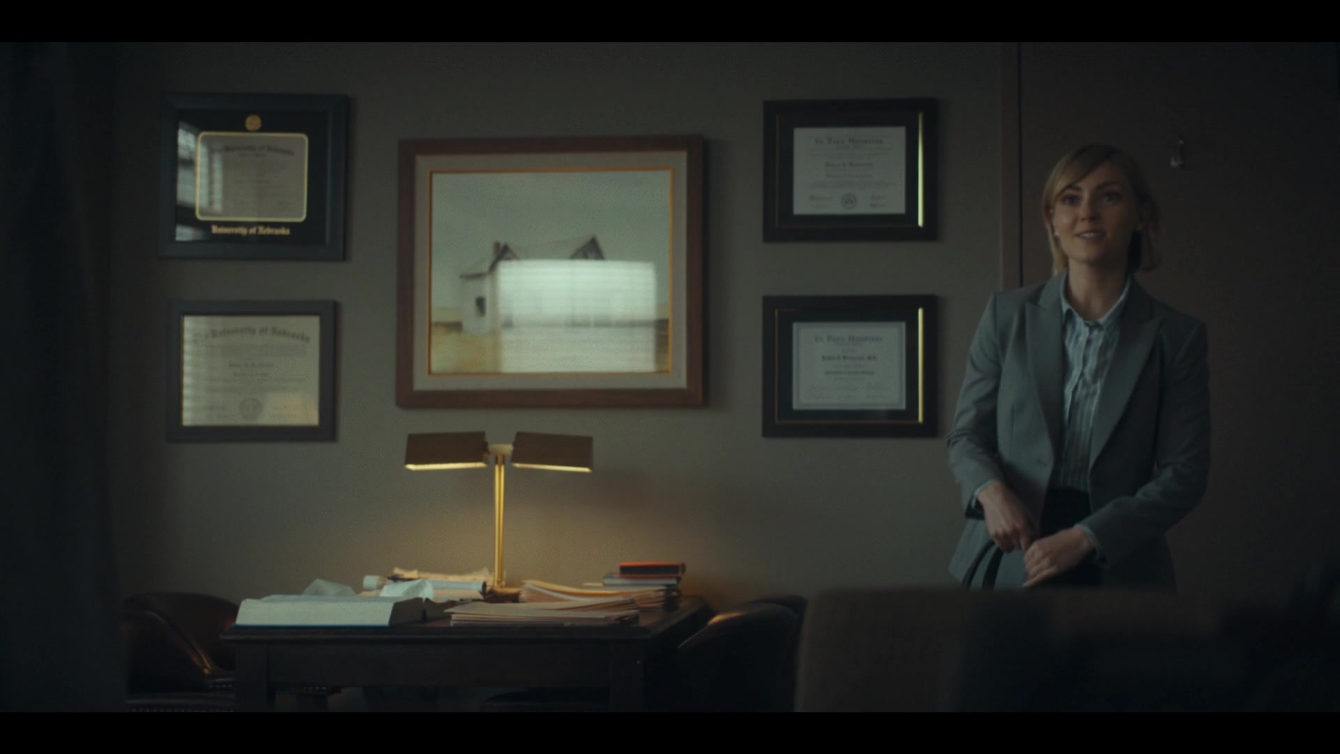 Dr_Death_S01E05_The_and_in_the_Bed_1080p_ASRO_001201.jpg