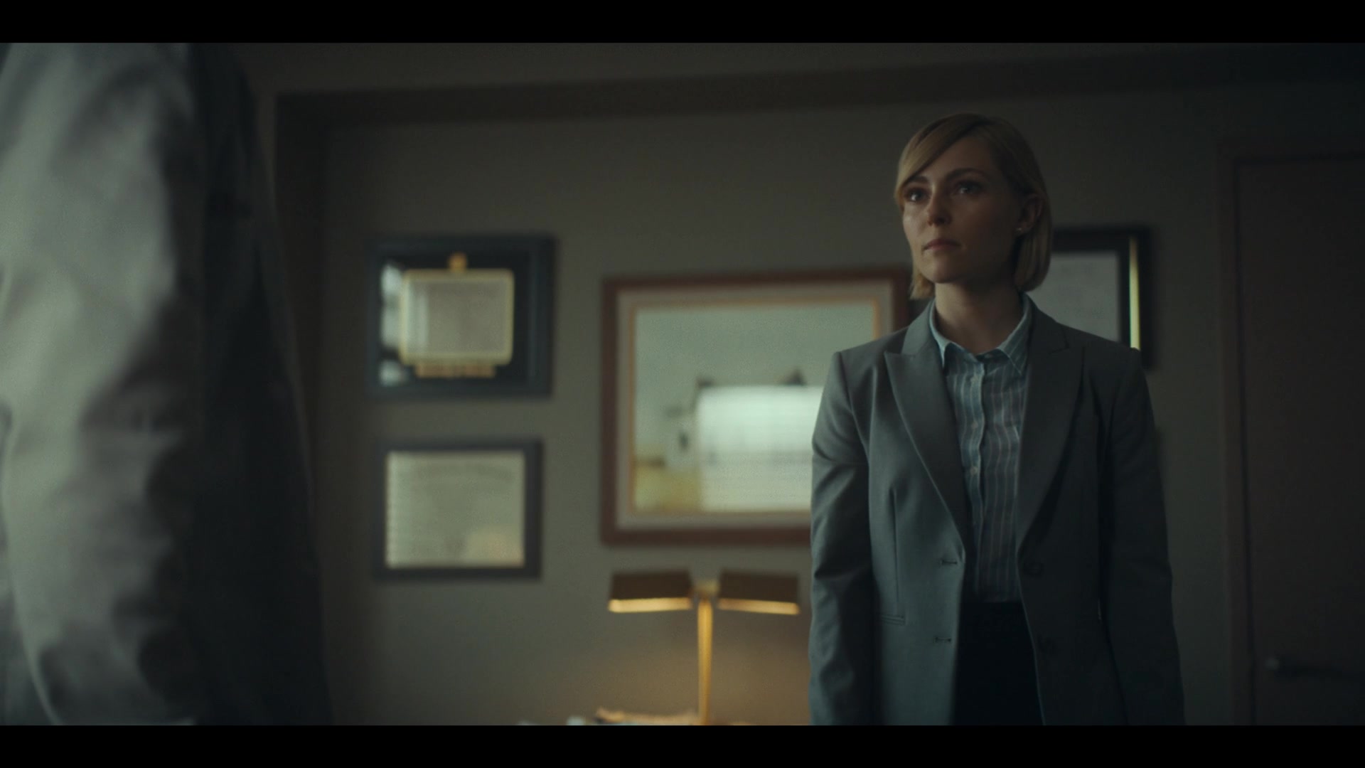 Dr_Death_S01E05_The_and_in_the_Bed_1080p_ASRO_001220.jpg
