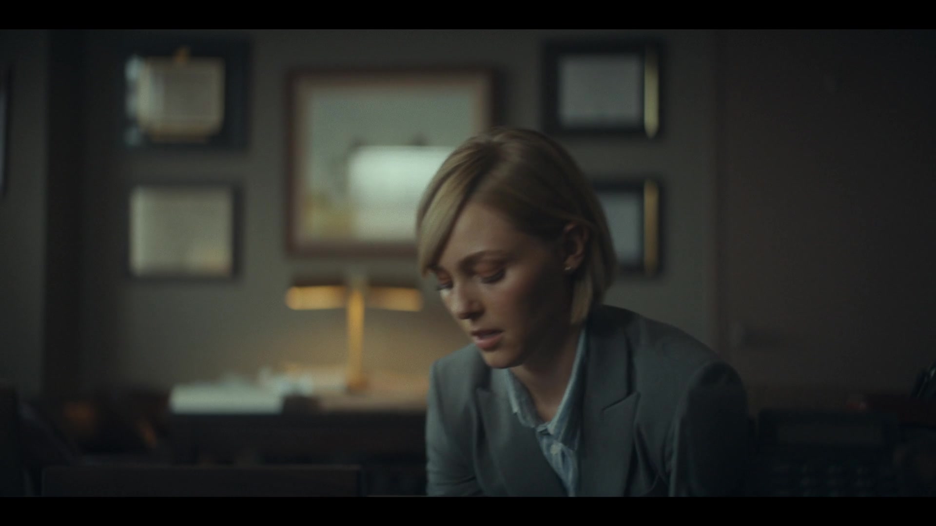 Dr_Death_S01E05_The_and_in_the_Bed_1080p_ASRO_001353.jpg