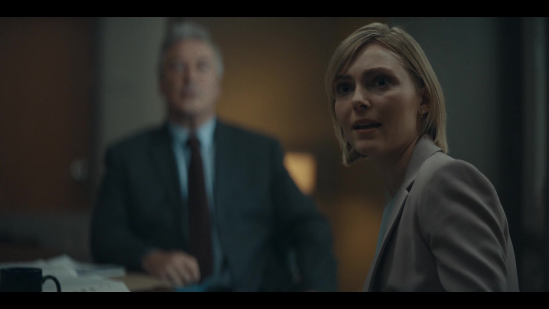 Dr_Death_S01E05_The_and_in_the_Bed_1080p_ASRO_003232.jpg