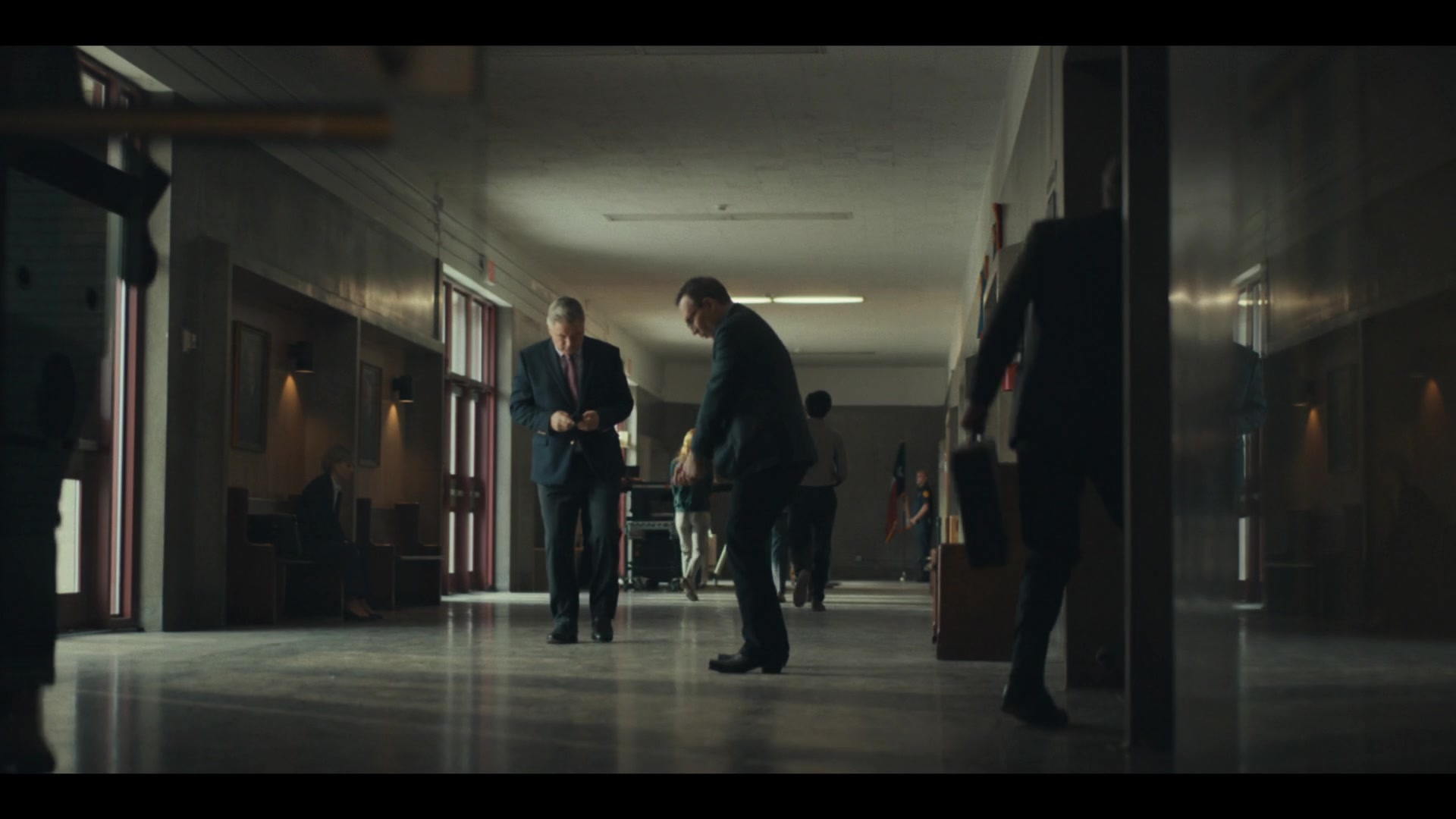 Dr_Death_S01E06_Occams_Razor_1080p_ASRO_006370.jpg