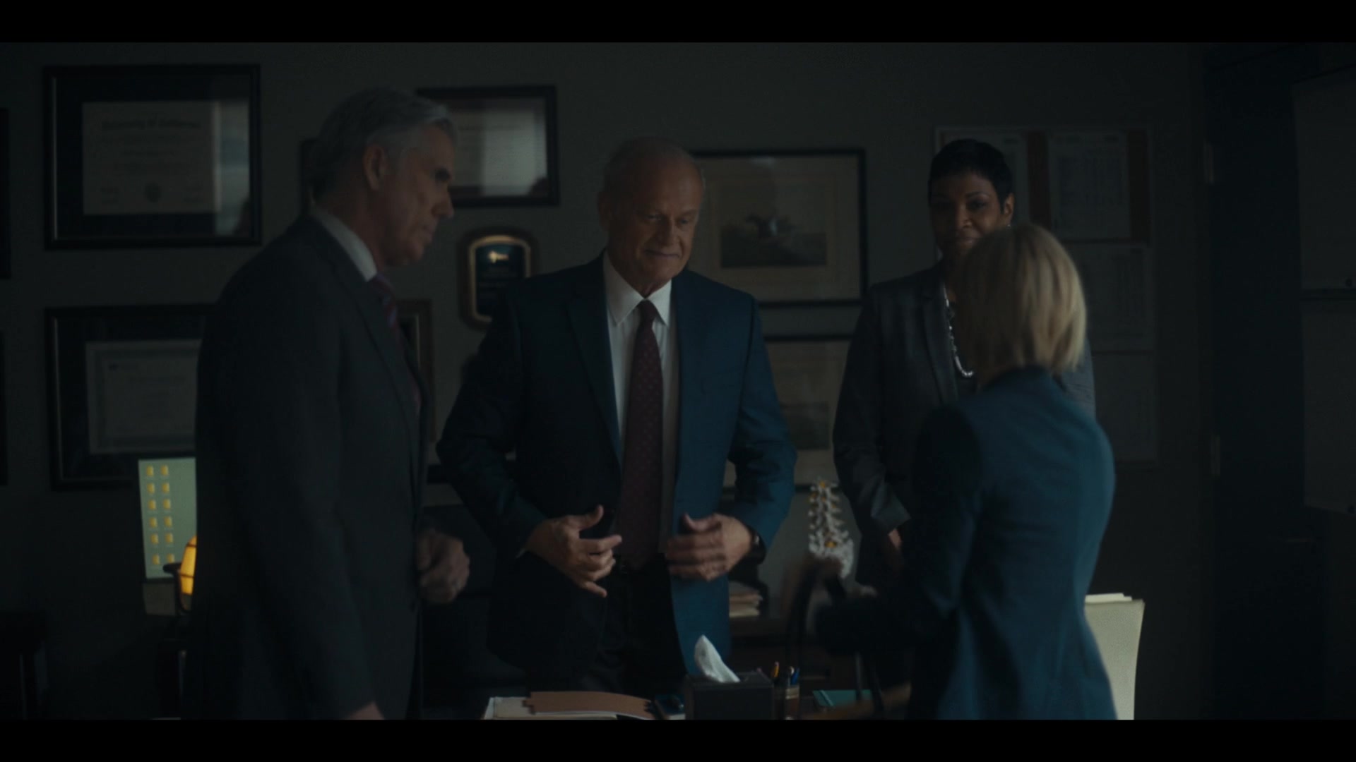 Dr_Death_S01E07_Feet_of_Clay_1080p_ASRO_004571.jpg Dr_Death_S01E07_Feet_of_Clay_1080p_ASRO_004571.jpg