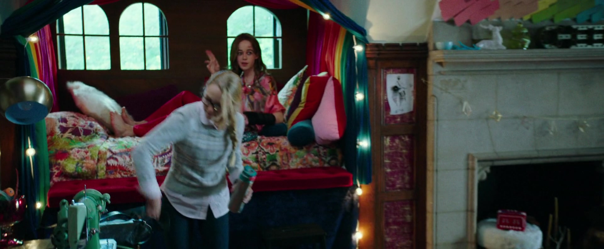 Freak_Show_2017_1080p_003857.jpg