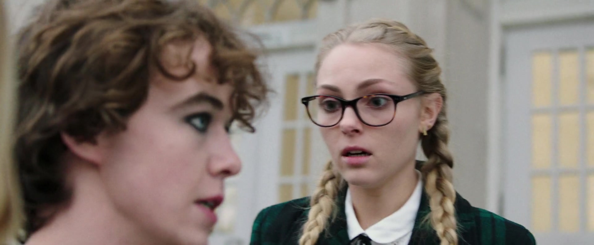 Freak_Show_2017_1080p_008120.jpg