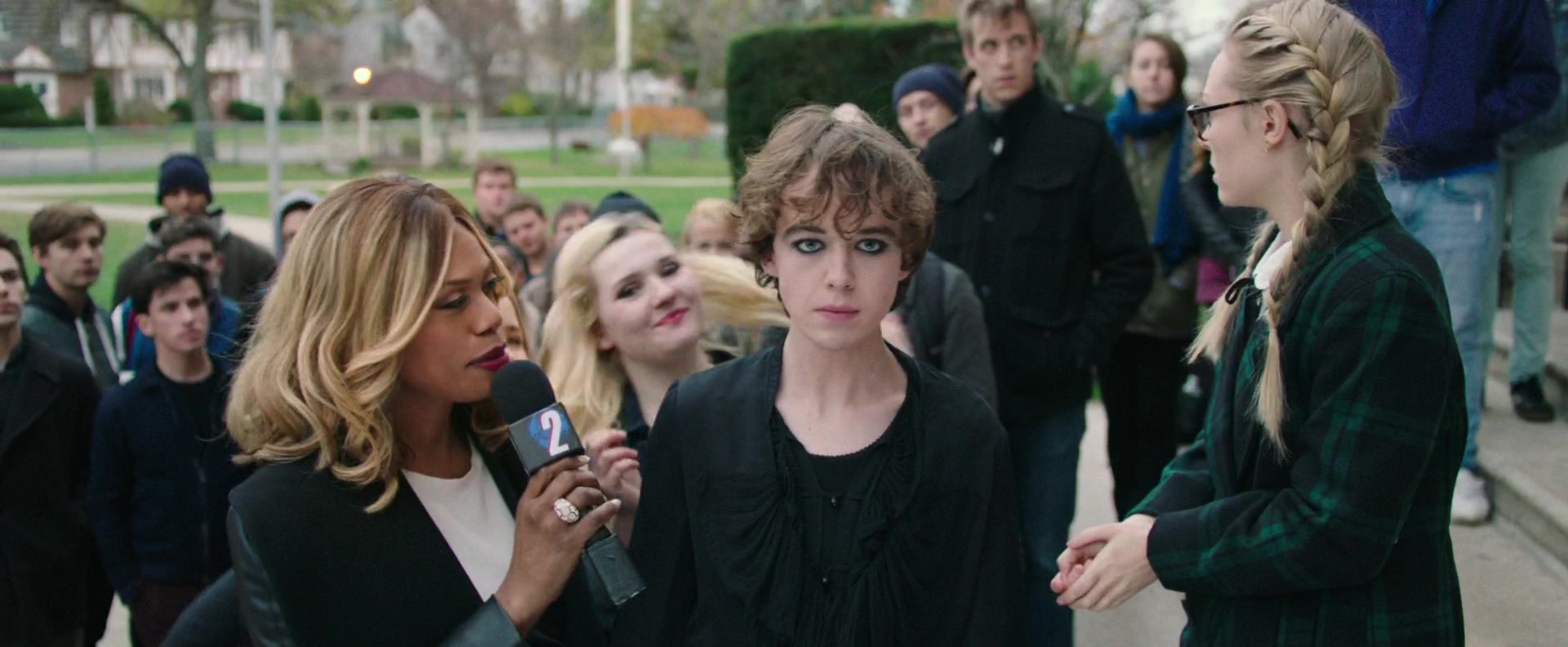 Freak_Show_2017_1080p_008124.jpg