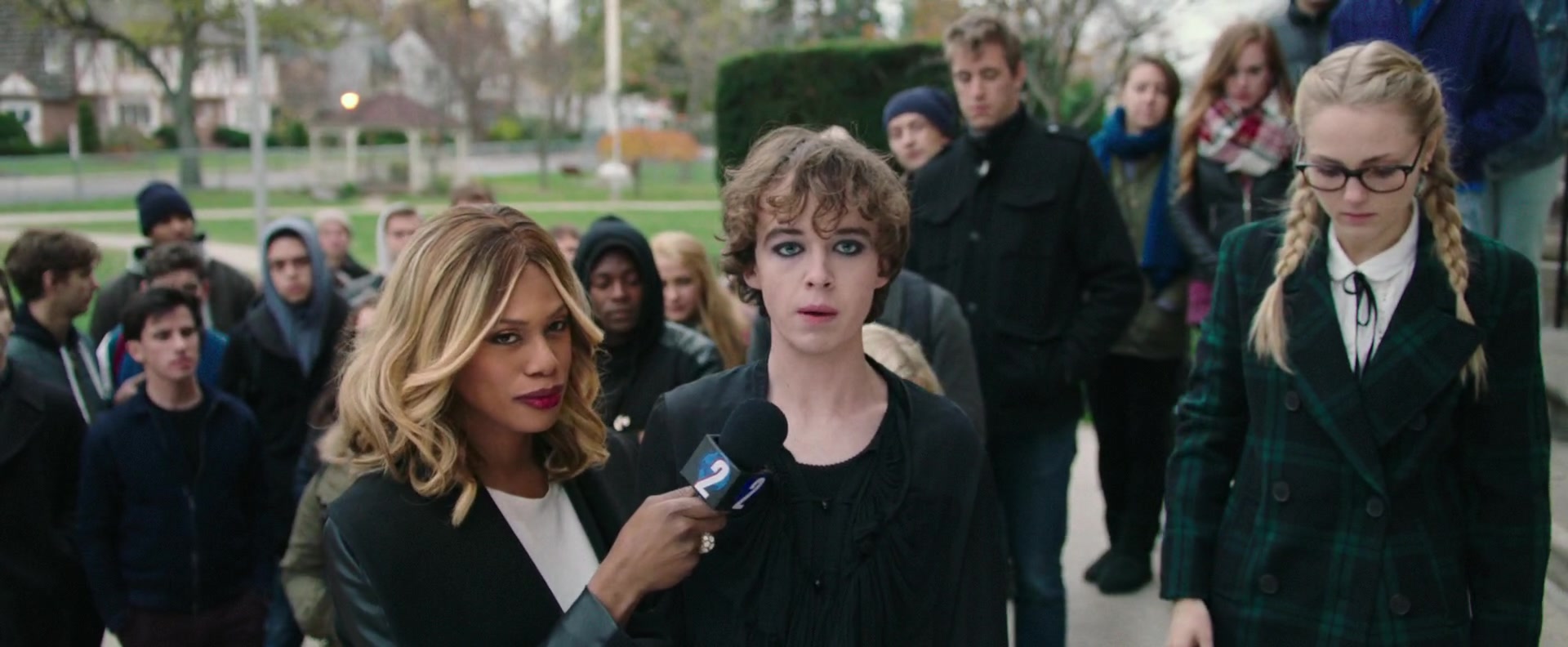Freak_Show_2017_1080p_008134.jpg Freak_Show_2017_1080p_008134.jpg