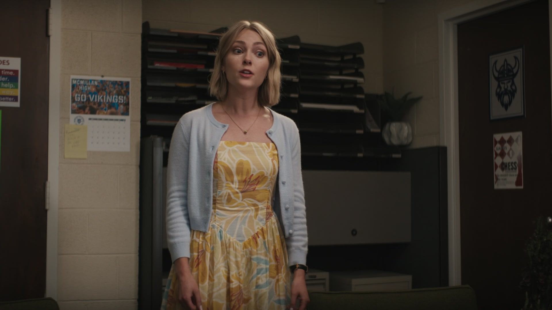 Grosse_Pointe_Garden_Society_S01E01_1080p_ASRO_004521.jpg