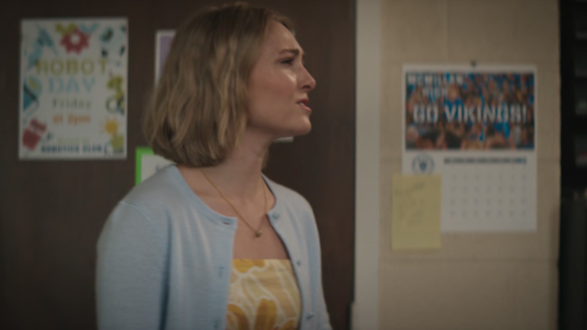 Grosse_Pointe_Garden_Society_S01E01_1080p_ASRO_004575.jpg Grosse_Pointe_Garden_Society_S01E01_1080p_ASRO_004575.jpg