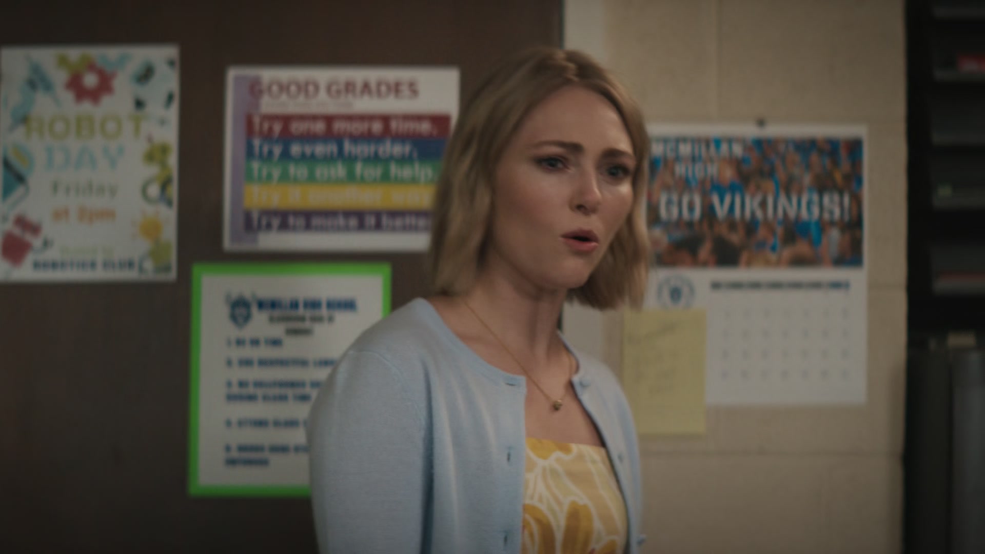 Grosse_Pointe_Garden_Society_S01E01_1080p_ASRO_004576.jpg Grosse_Pointe_Garden_Society_S01E01_1080p_ASRO_004576.jpg