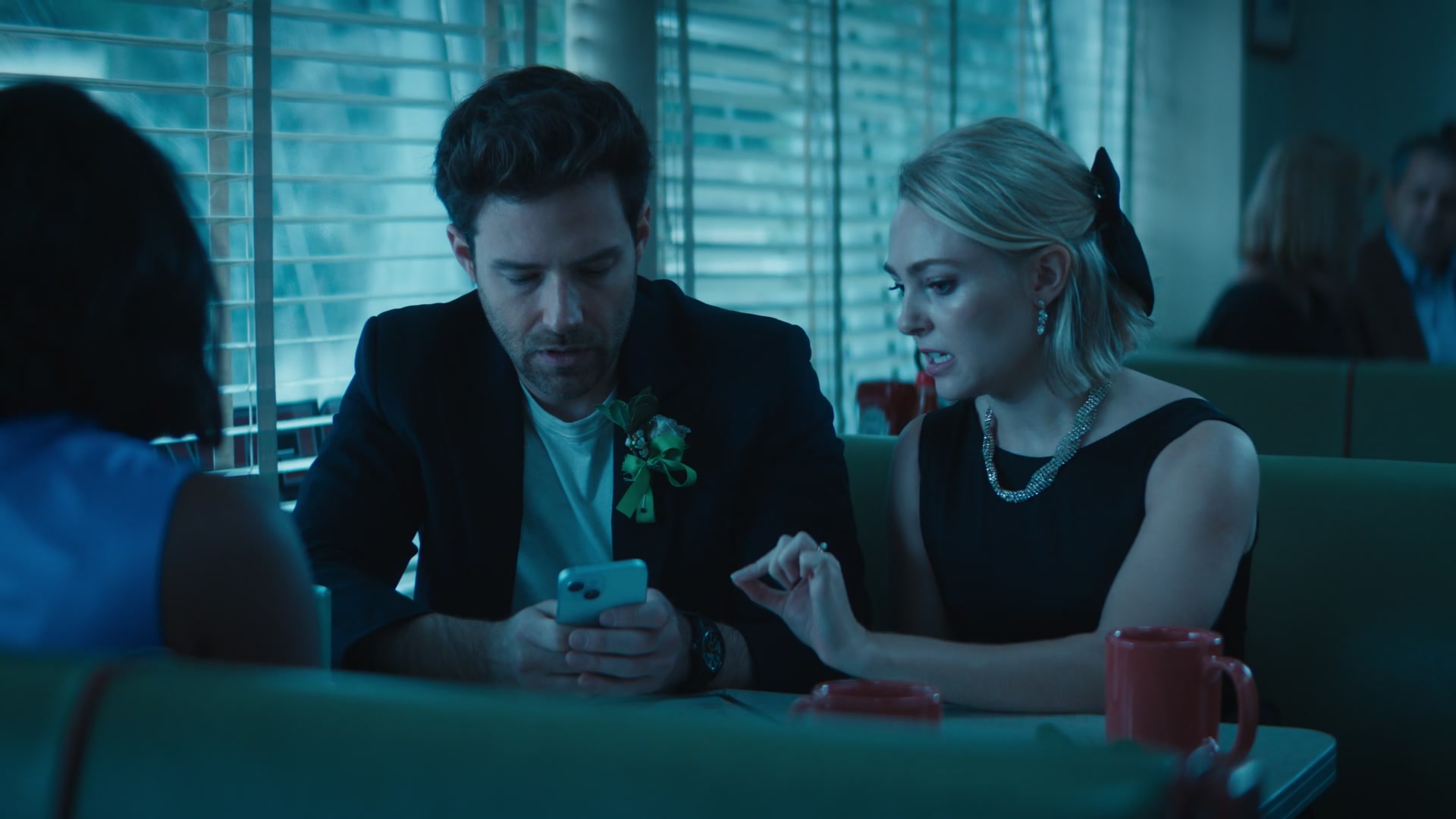 Grosse_Pointe_Garden_Society_S01E02_1080p_ASRO_000162.jpg Grosse_Pointe_Garden_Society_S01E02_1080p_ASRO_000162.jpg