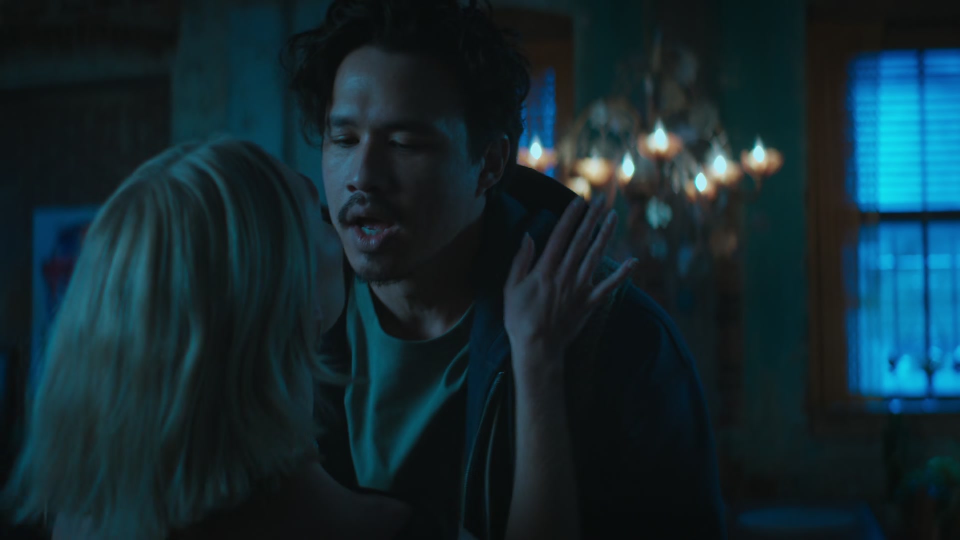 Grosse_Pointe_Garden_Society_S01E04_1080p_ASRO_000223.jpg
