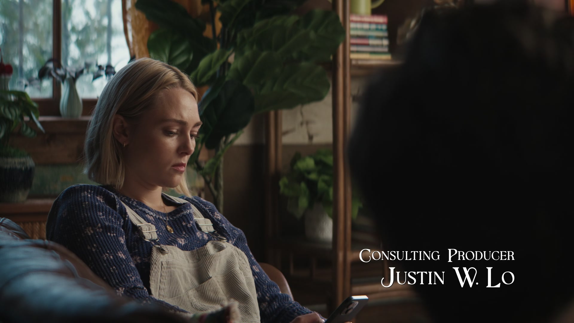 Grosse_Pointe_Garden_Society_S01E04_1080p_ASRO_000362.jpg