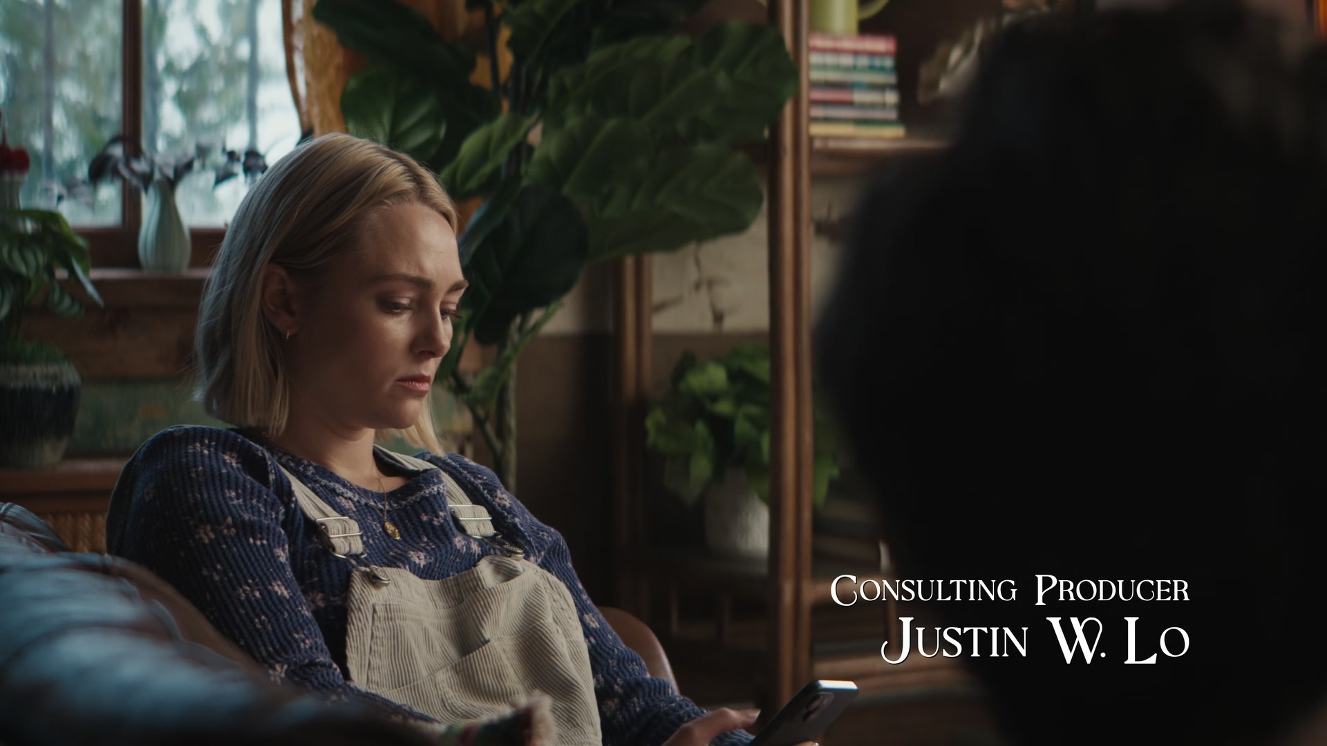 Grosse_Pointe_Garden_Society_S01E04_1080p_ASRO_000363.jpg