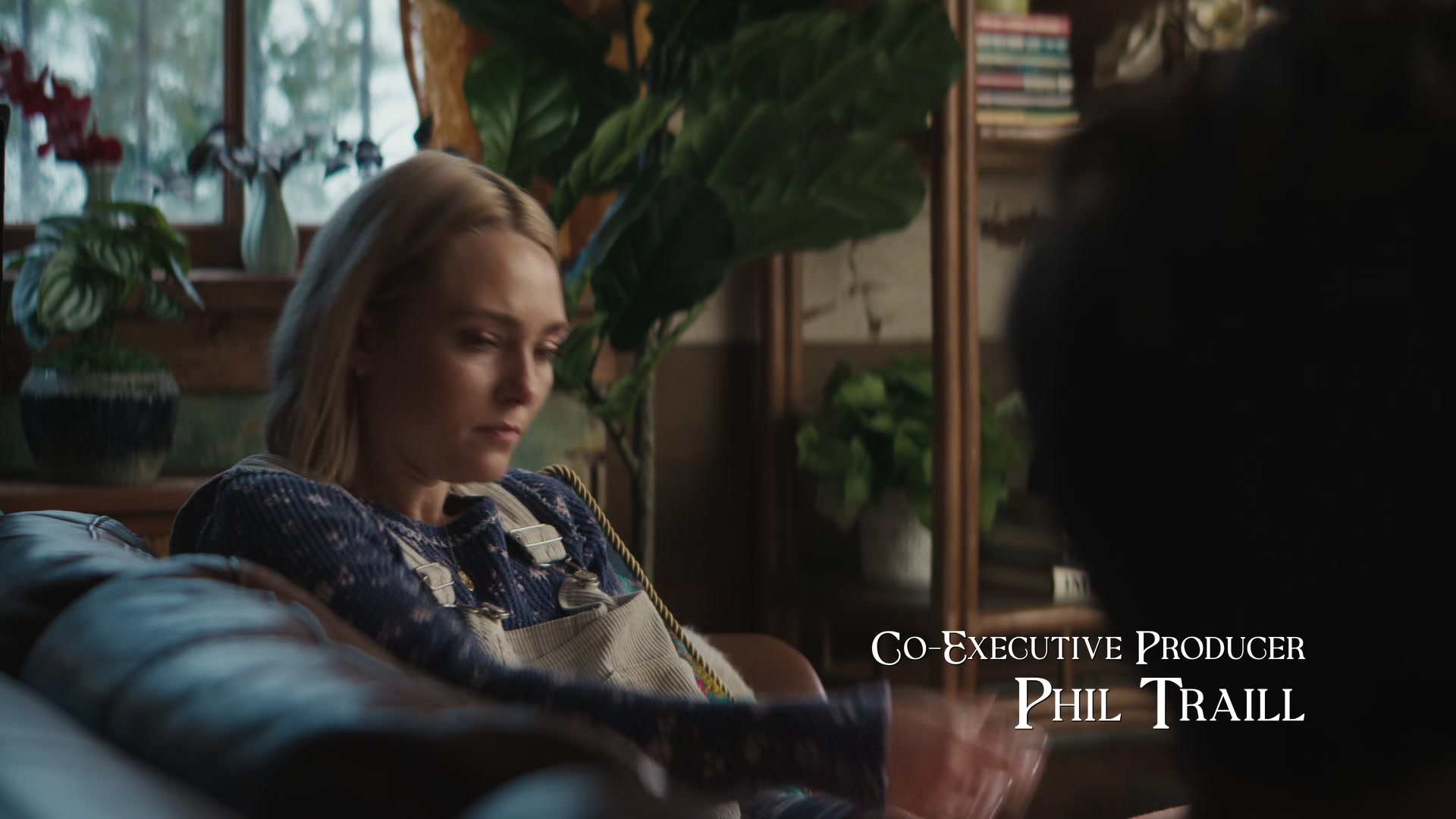 Grosse_Pointe_Garden_Society_S01E04_1080p_ASRO_000385.jpg