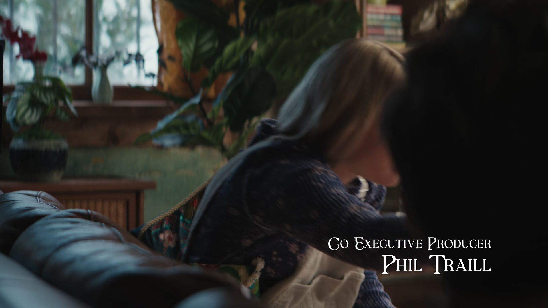 Grosse_Pointe_Garden_Society_S01E04_1080p_ASRO_000388.jpg