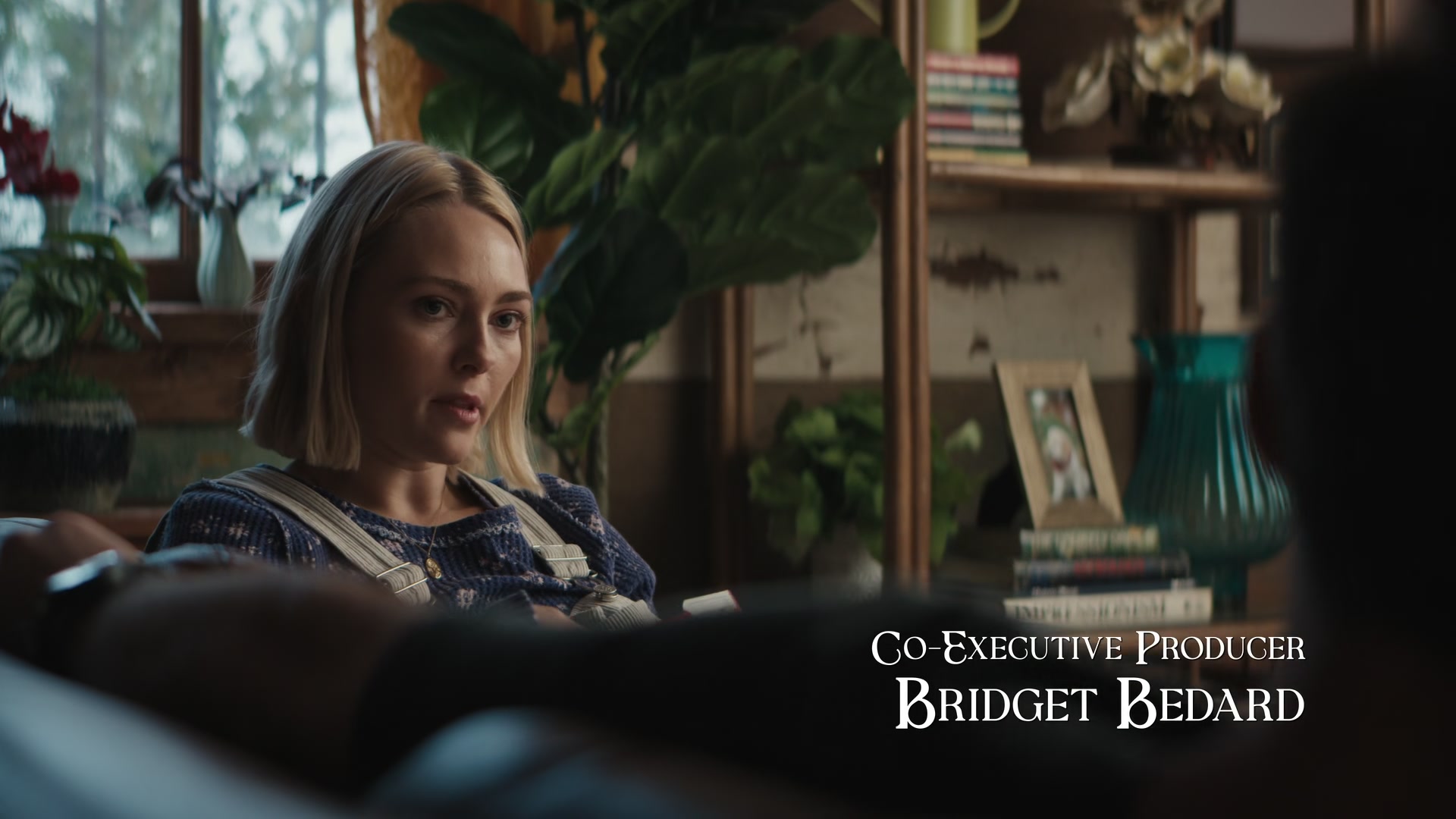 Grosse_Pointe_Garden_Society_S01E04_1080p_ASRO_000396.jpg