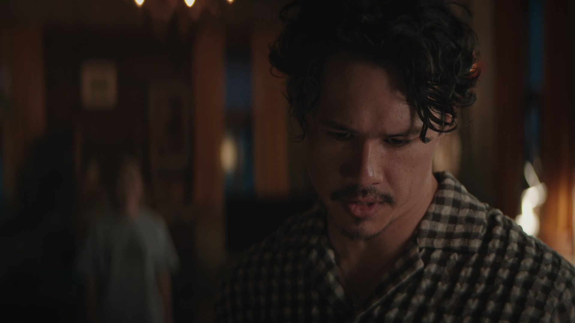 Grosse_Pointe_Garden_Society_S01E04_1080p_ASRO_000887.jpg