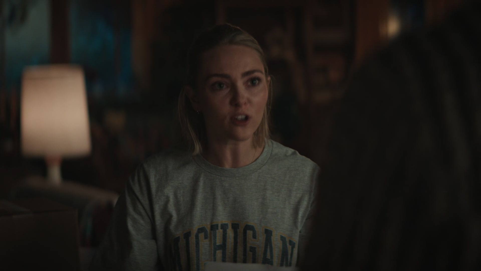 Grosse_Pointe_Garden_Society_S01E04_1080p_ASRO_001031.jpg