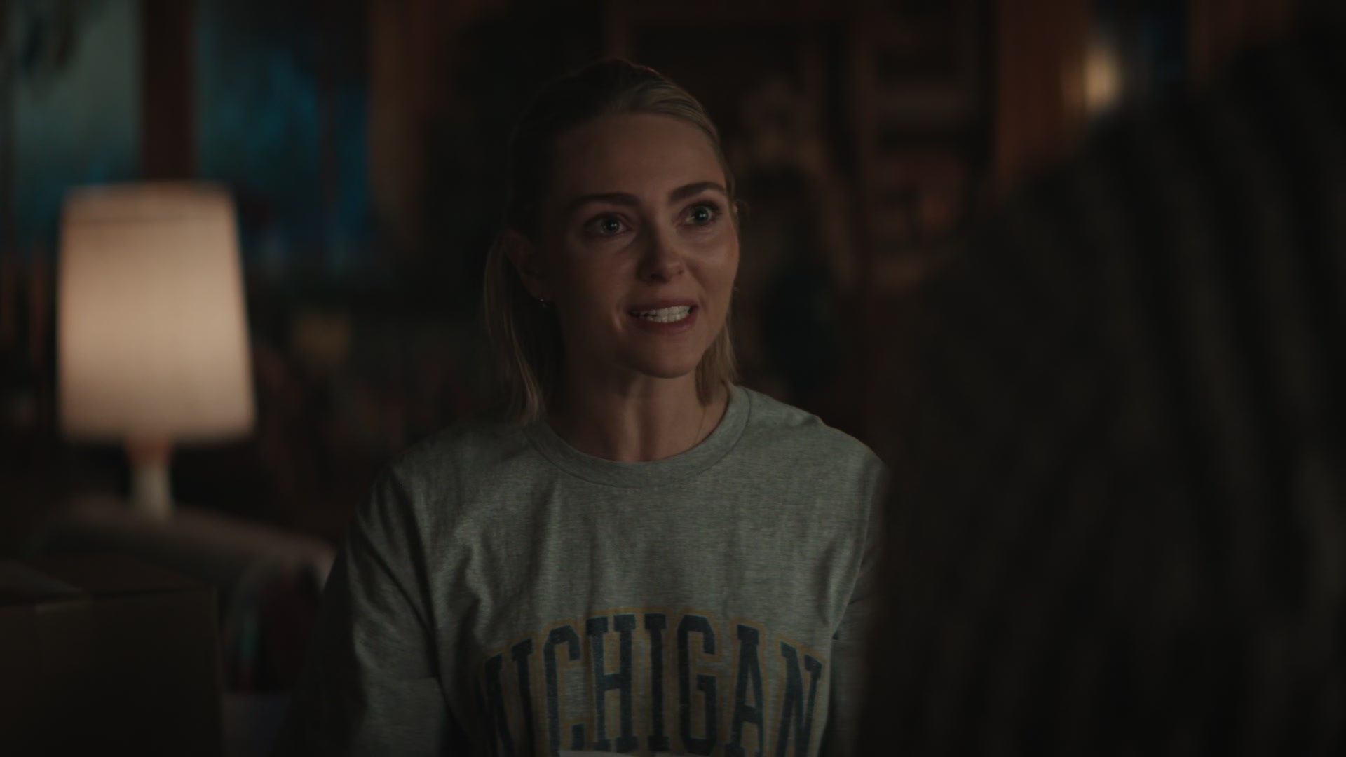Grosse_Pointe_Garden_Society_S01E04_1080p_ASRO_001032.jpg