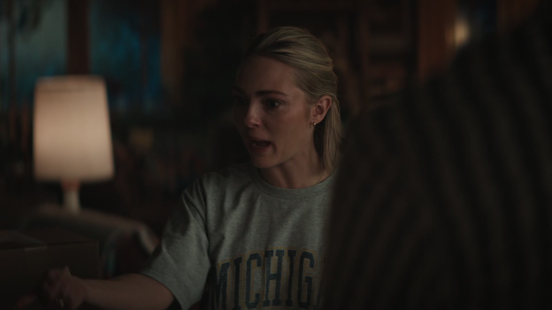 Grosse_Pointe_Garden_Society_S01E04_1080p_ASRO_001041.jpg