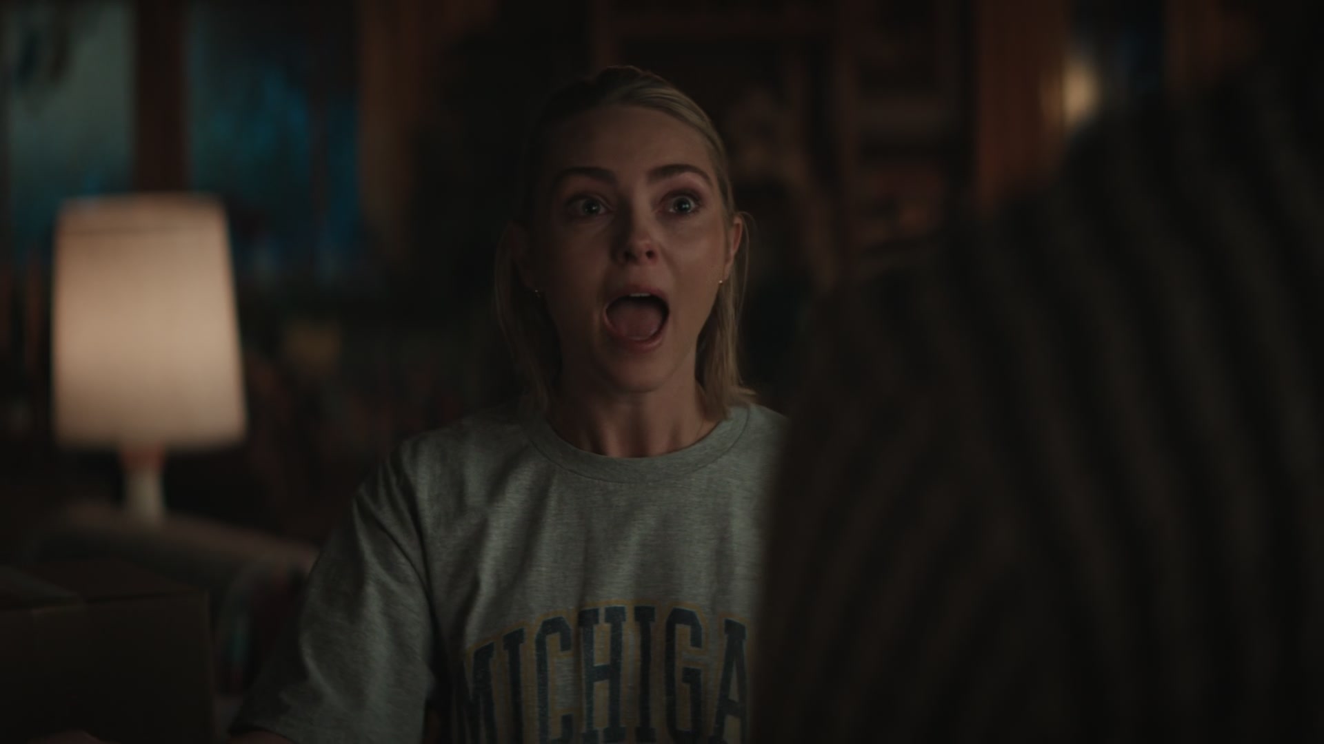 Grosse_Pointe_Garden_Society_S01E04_1080p_ASRO_001045.jpg