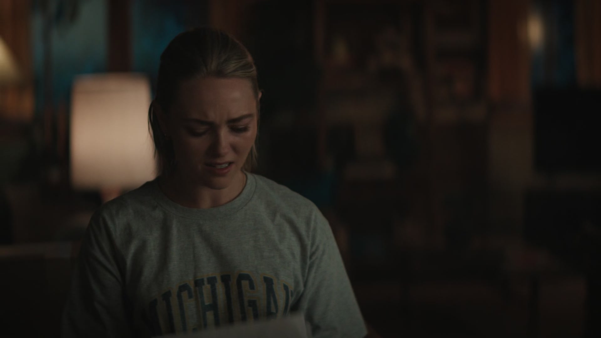 Grosse_Pointe_Garden_Society_S01E04_1080p_ASRO_001059.jpg