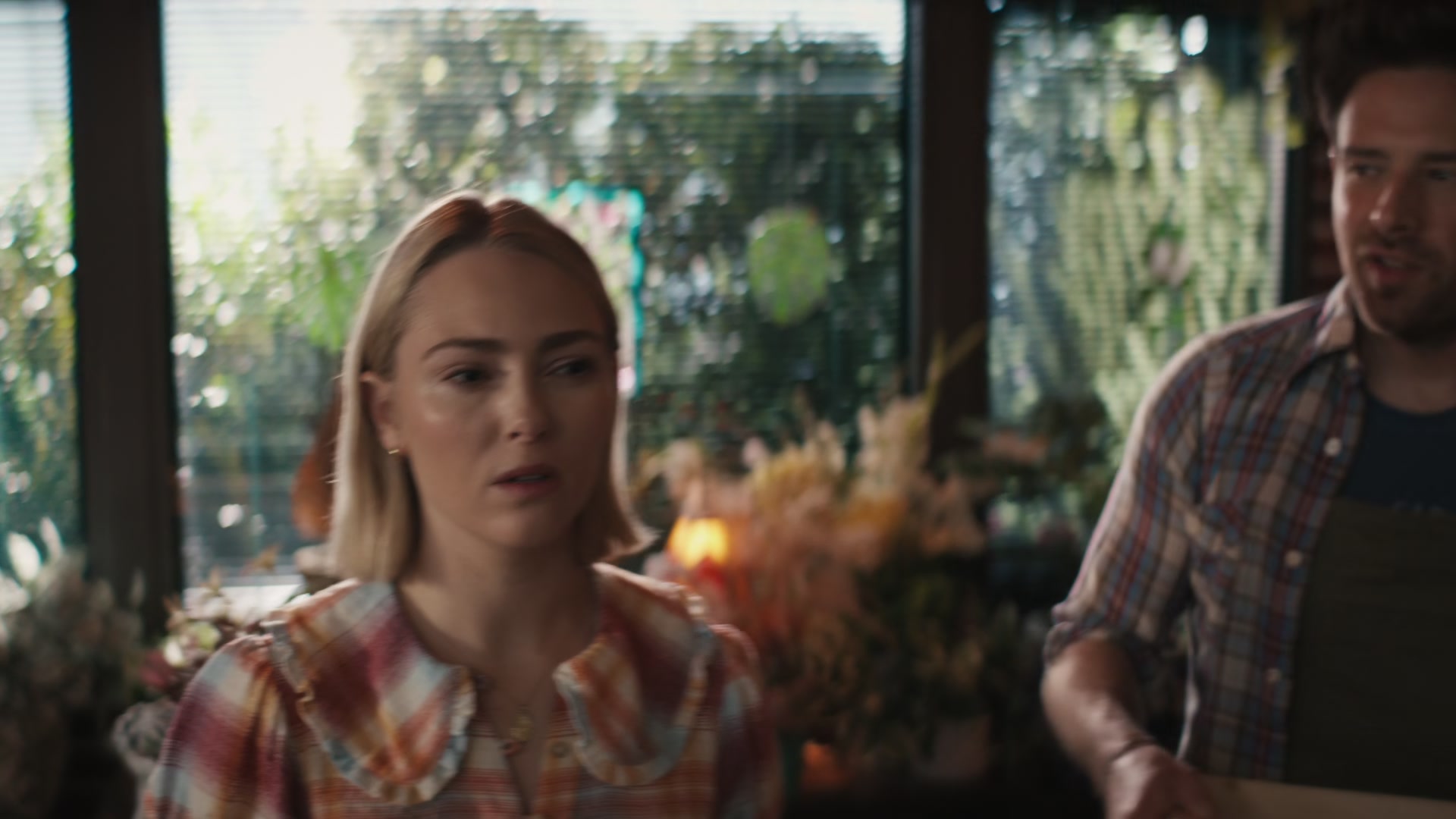 Grosse_Pointe_Garden_Society_S01E04_1080p_ASRO_002641.jpg Grosse_Pointe_Garden_Society_S01E04_1080p_ASRO_002641.jpg