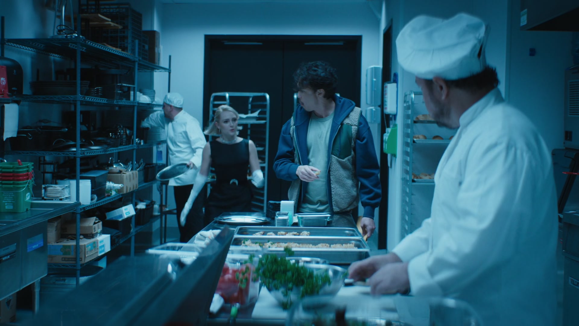Grosse_Pointe_Garden_Society_S01E04_1080p_ASRO_003435.jpg Grosse_Pointe_Garden_Society_S01E04_1080p_ASRO_003435.jpg