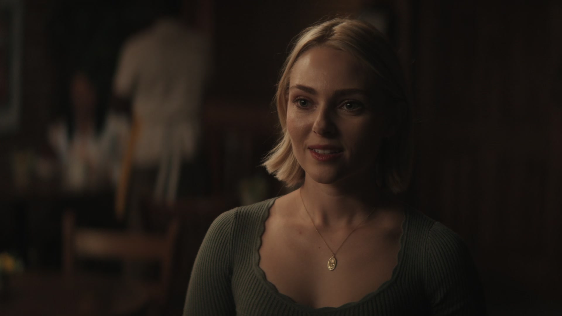 Grosse_Pointe_Garden_Society_S01E04_1080p_ASRO_004409.jpg