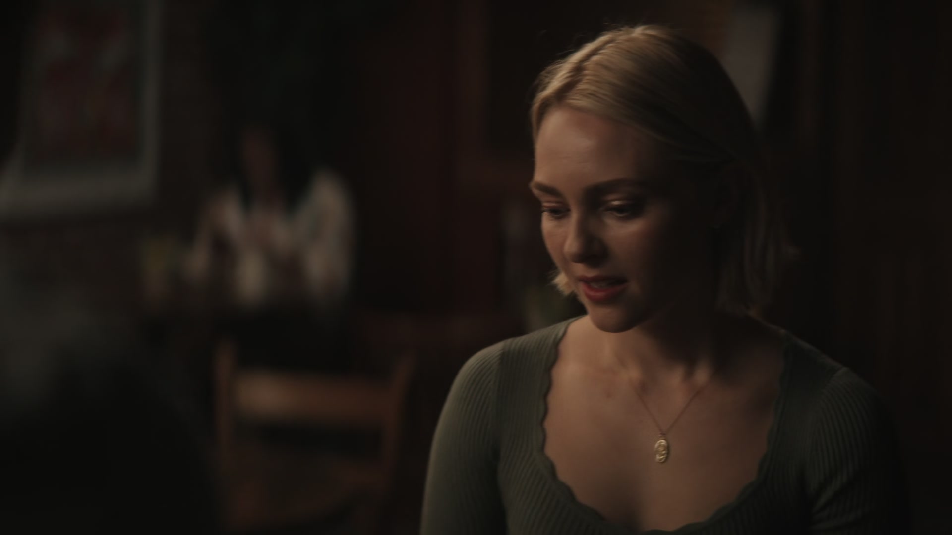 Grosse_Pointe_Garden_Society_S01E04_1080p_ASRO_004426.jpg Grosse_Pointe_Garden_Society_S01E04_1080p_ASRO_004426.jpg