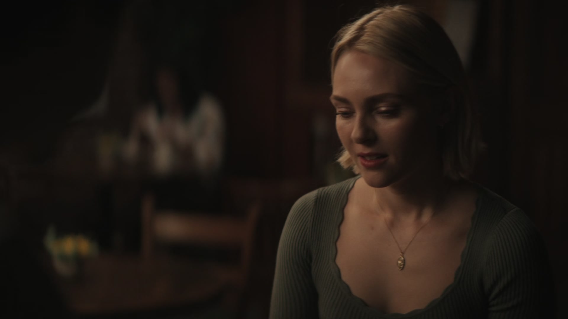 Grosse_Pointe_Garden_Society_S01E04_1080p_ASRO_004427.jpg