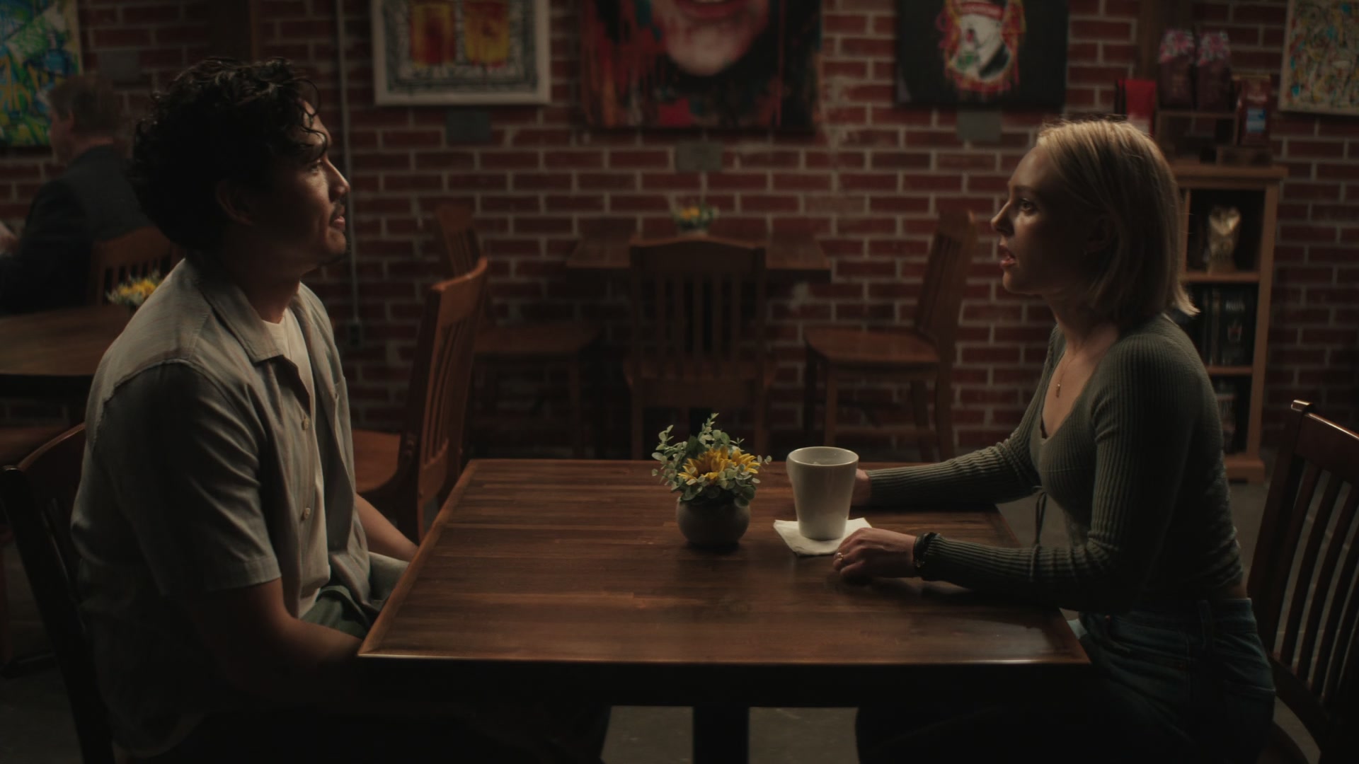 Grosse_Pointe_Garden_Society_S01E04_1080p_ASRO_004437.jpg