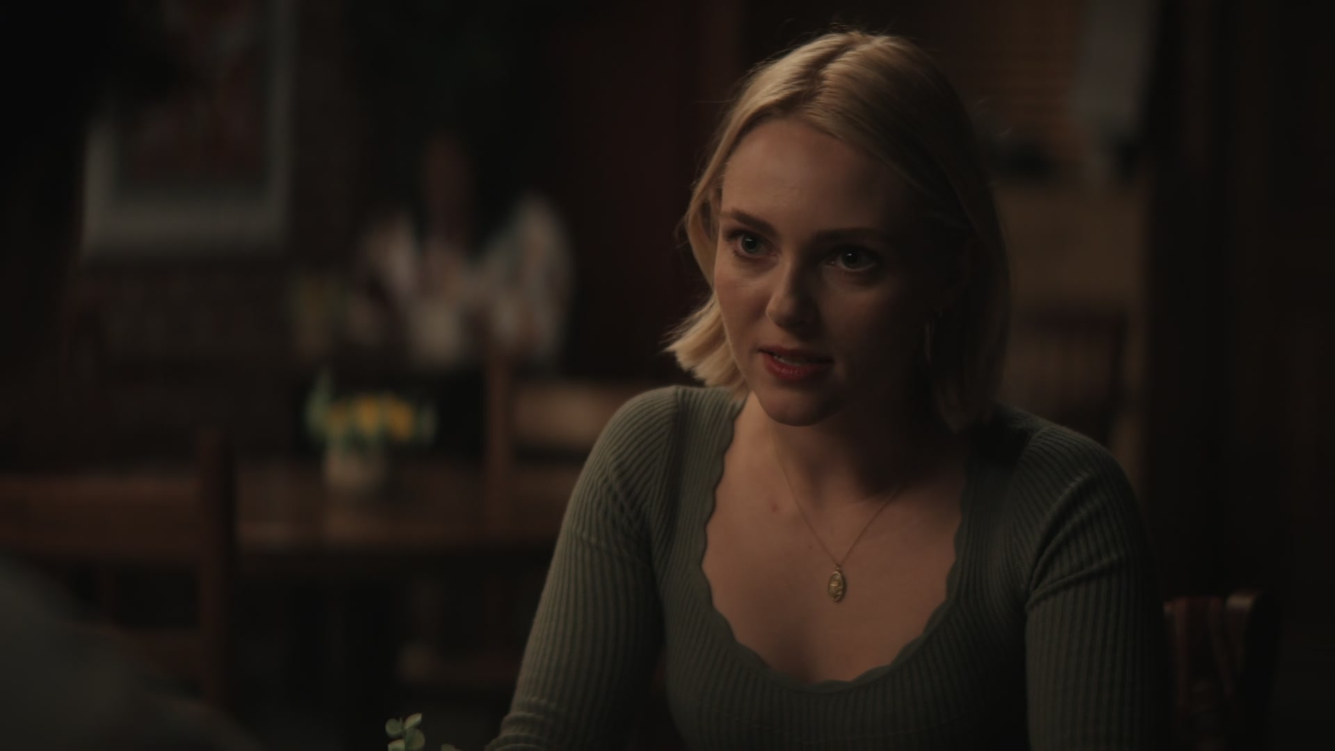 Grosse_Pointe_Garden_Society_S01E04_1080p_ASRO_004471.jpg Grosse_Pointe_Garden_Society_S01E04_1080p_ASRO_004471.jpg