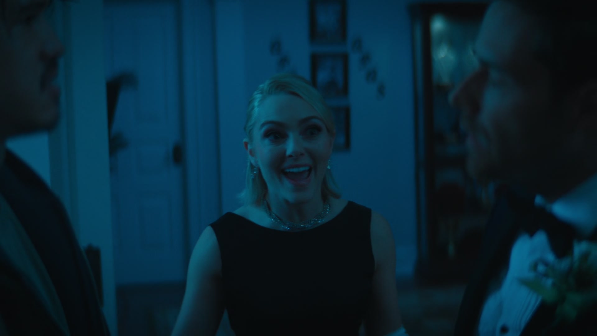 Grosse_Pointe_Garden_Society_S01E04_1080p_ASRO_004717.jpg