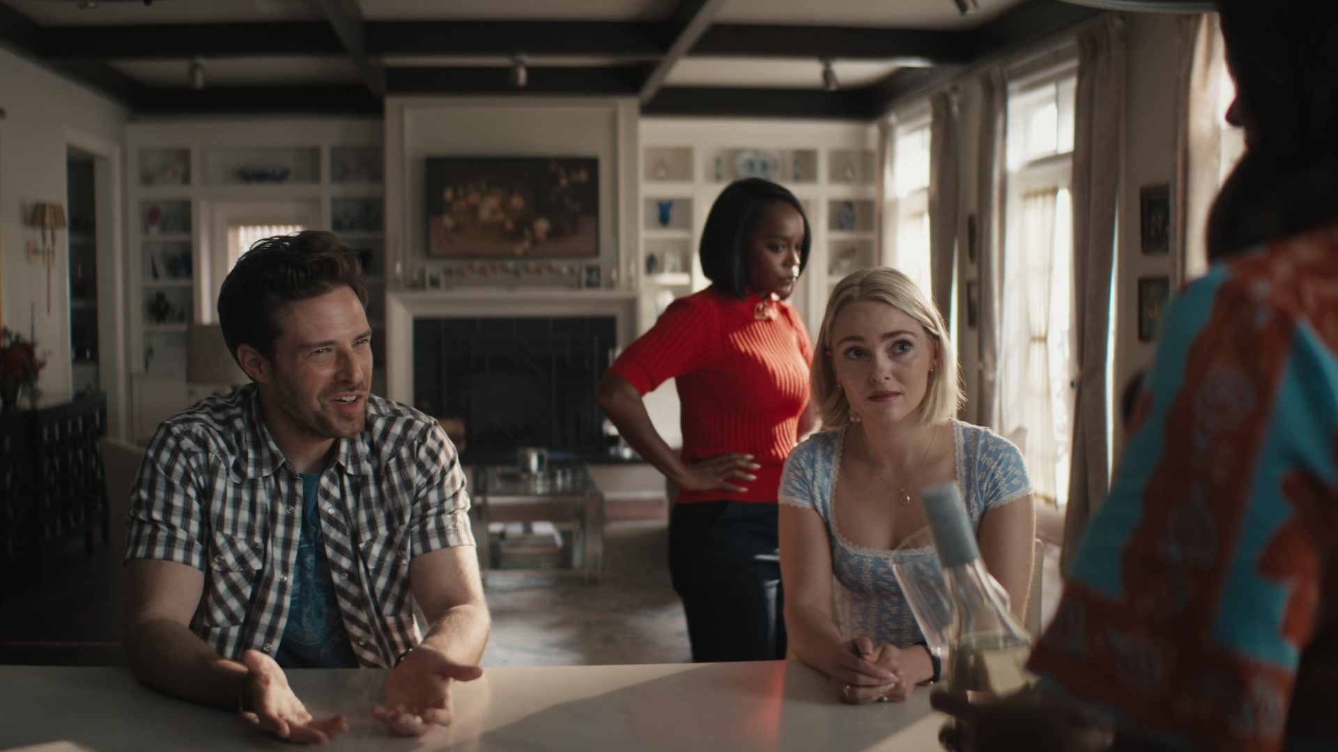 Grosse_Pointe_Garden_Society_S01E04_1080p_ASRO_004837.jpg Grosse_Pointe_Garden_Society_S01E04_1080p_ASRO_004837.jpg