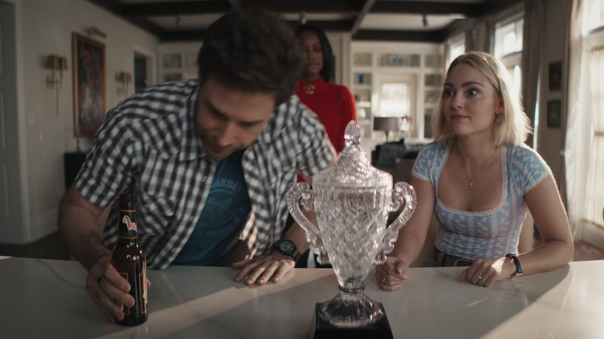 Grosse_Pointe_Garden_Society_S01E04_1080p_ASRO_004978.jpg Grosse_Pointe_Garden_Society_S01E04_1080p_ASRO_004978.jpg