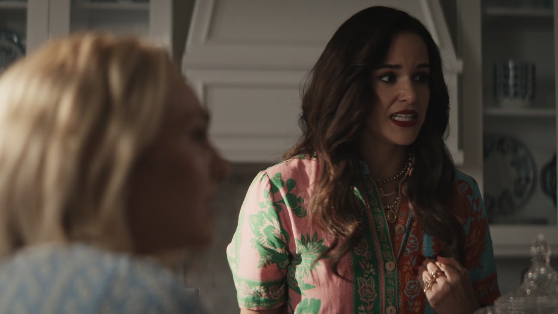 Grosse_Pointe_Garden_Society_S01E04_1080p_ASRO_004980.jpg Grosse_Pointe_Garden_Society_S01E04_1080p_ASRO_004980.jpg