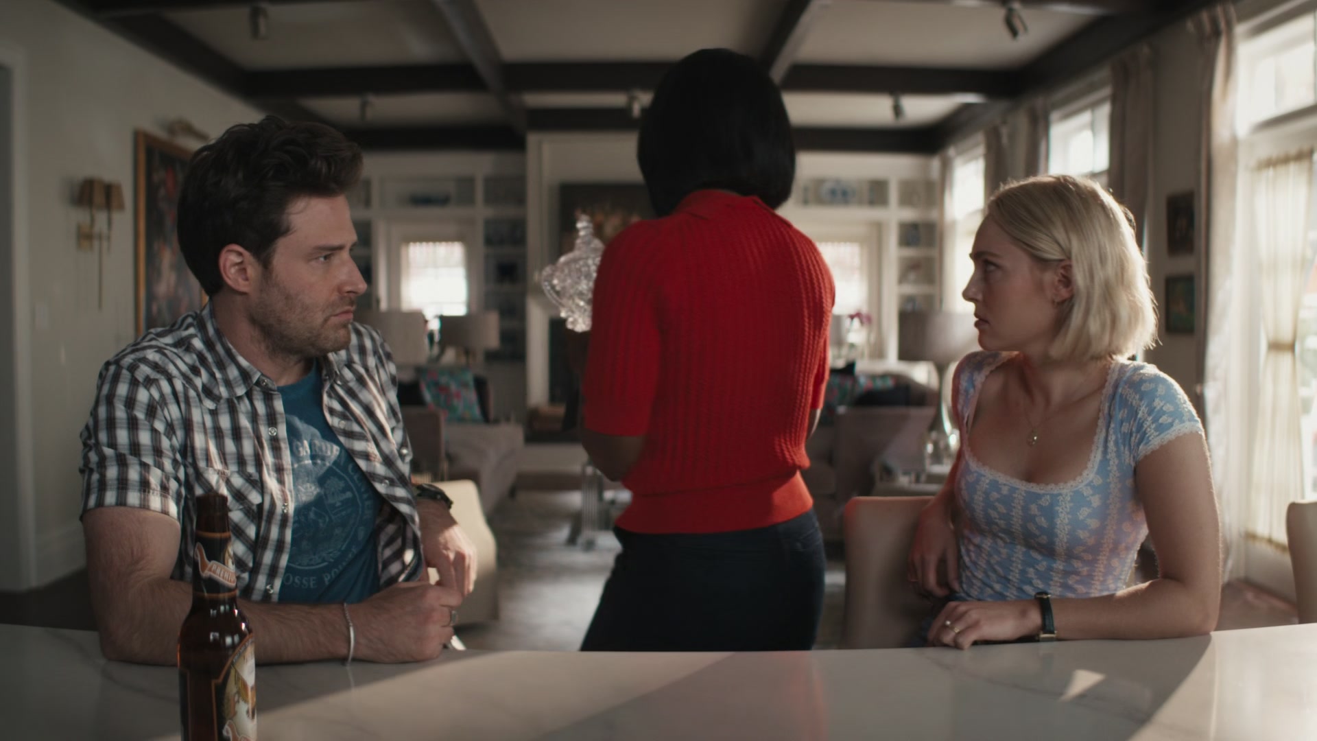 Grosse_Pointe_Garden_Society_S01E04_1080p_ASRO_005035.jpg Grosse_Pointe_Garden_Society_S01E04_1080p_ASRO_005035.jpg