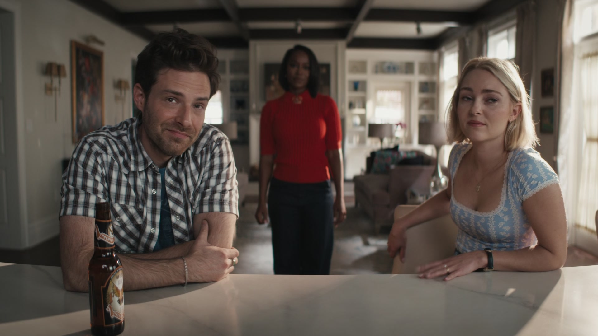 Grosse_Pointe_Garden_Society_S01E04_1080p_ASRO_005105.jpg Grosse_Pointe_Garden_Society_S01E04_1080p_ASRO_005105.jpg