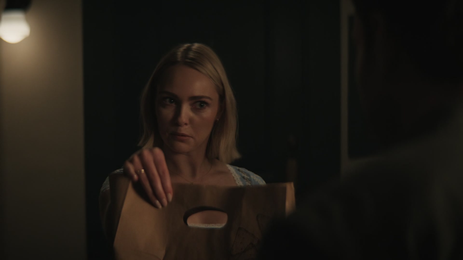 Grosse_Pointe_Garden_Society_S01E04_1080p_ASRO_005298.jpg