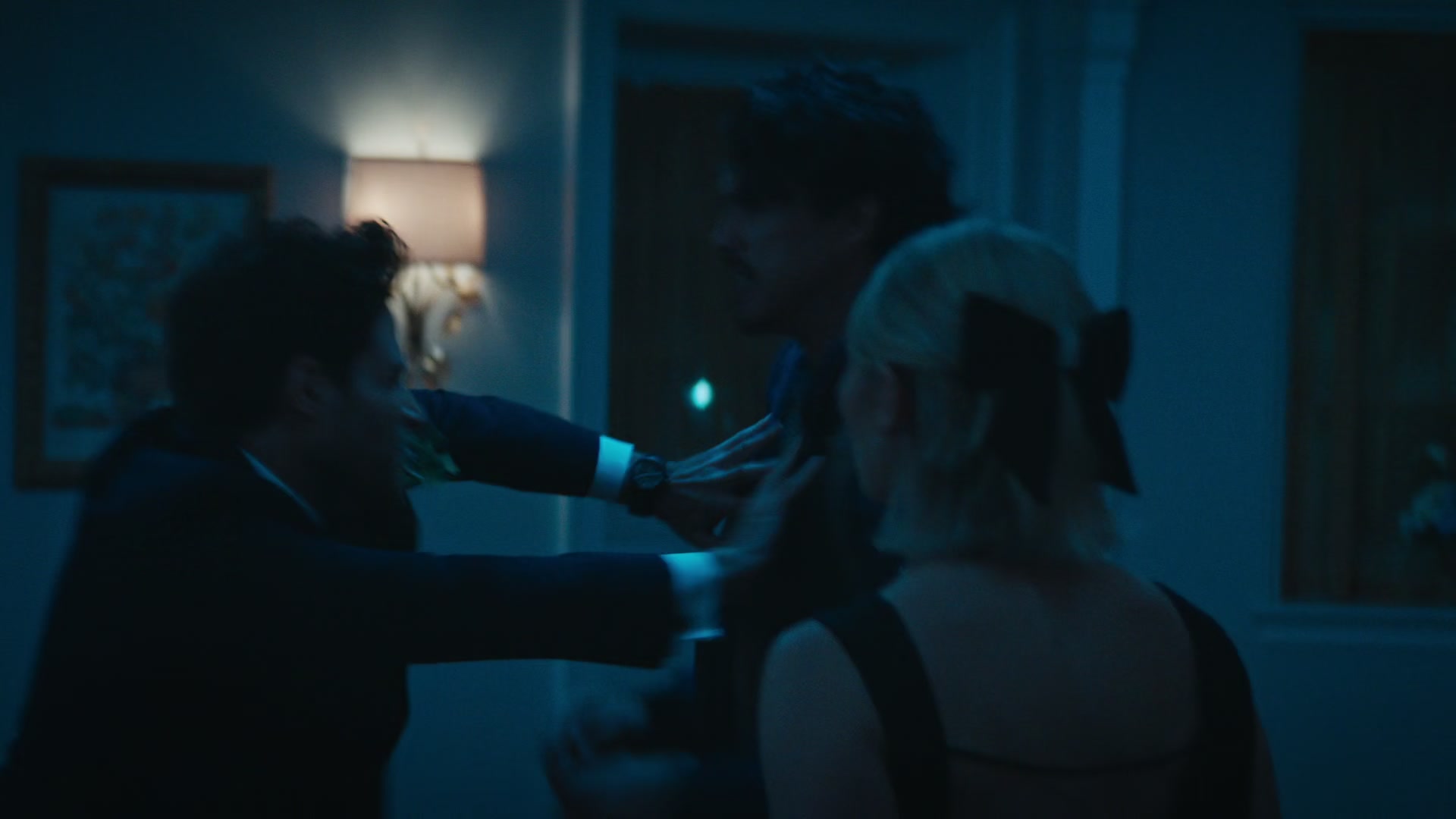 Grosse_Pointe_Garden_Society_S01E04_1080p_ASRO_005595.jpg Grosse_Pointe_Garden_Society_S01E04_1080p_ASRO_005595.jpg