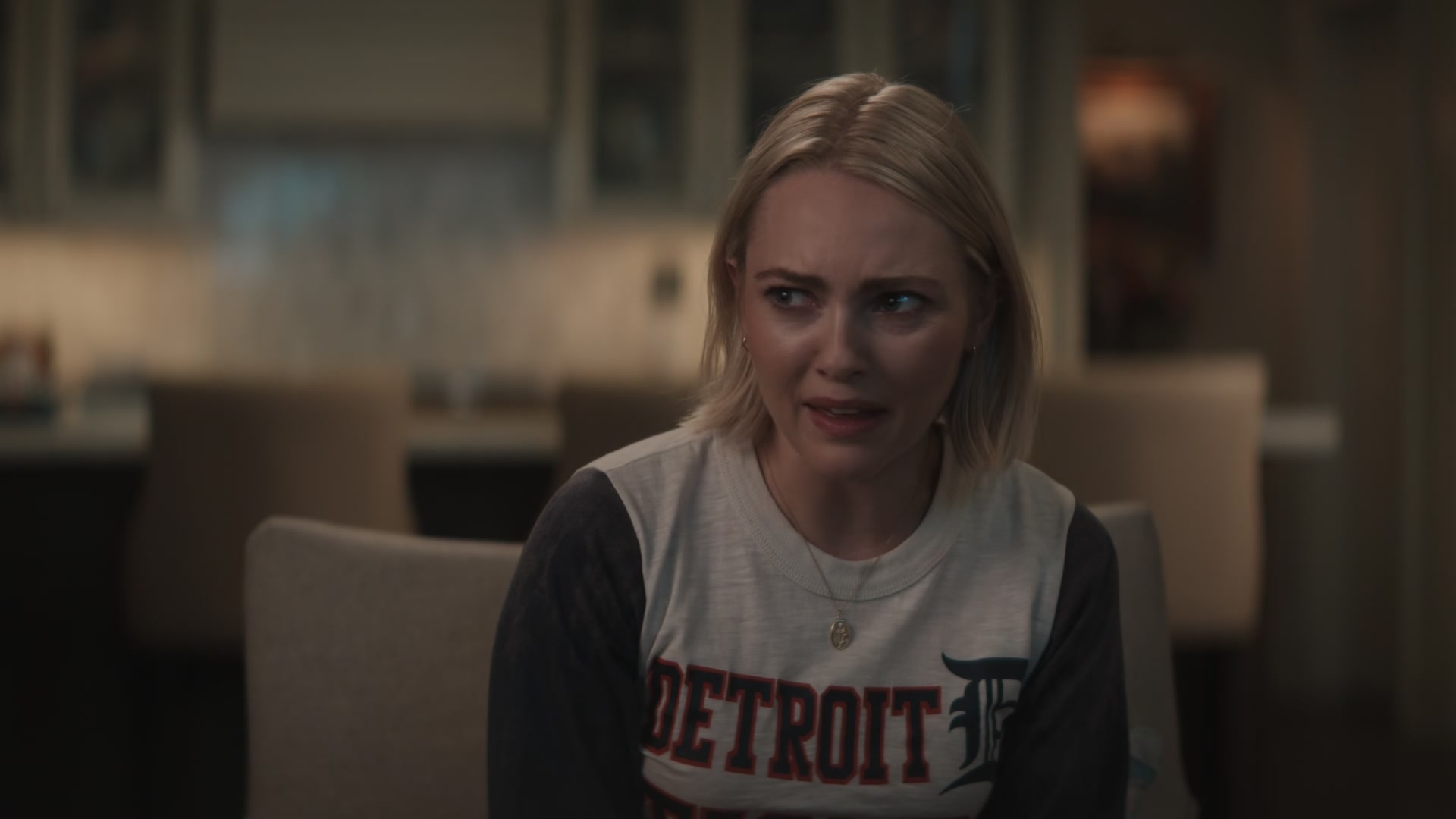 Grosse_Pointe_Garden_Society_S01E05_1080p_ASRO_002363.jpg Grosse_Pointe_Garden_Society_S01E05_1080p_ASRO_002363.jpg