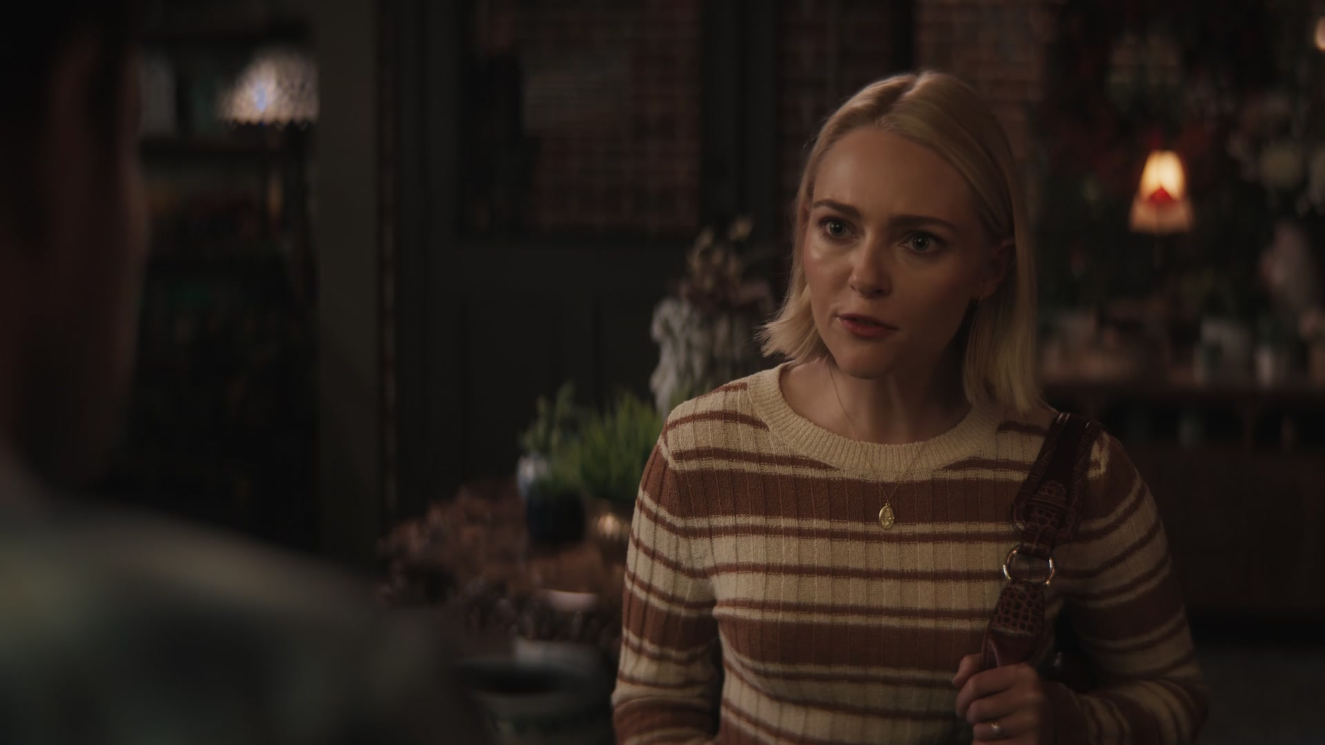 Grosse_Pointe_Garden_Society_S01E05_1080p_ASRO_005426.jpg Grosse_Pointe_Garden_Society_S01E05_1080p_ASRO_005426.jpg