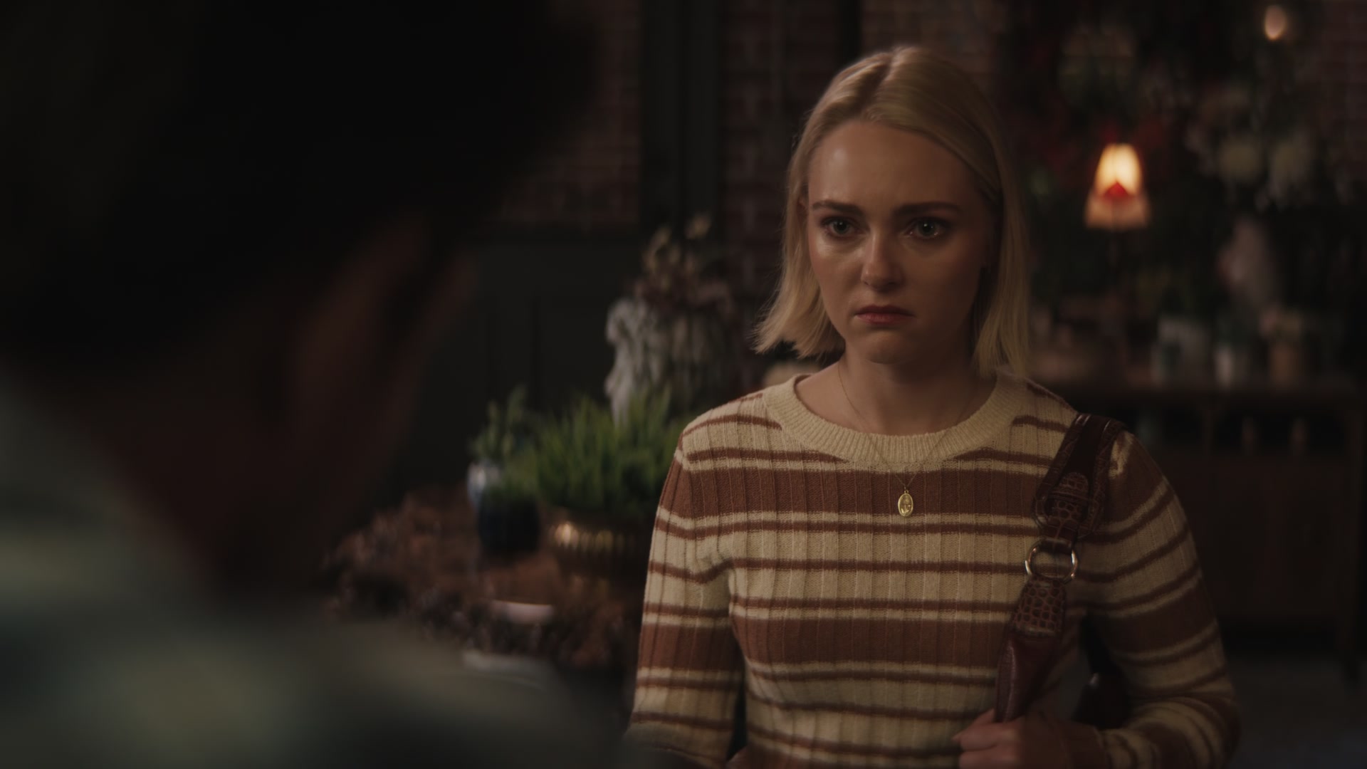 Grosse_Pointe_Garden_Society_S01E05_1080p_ASRO_005530.jpg Grosse_Pointe_Garden_Society_S01E05_1080p_ASRO_005530.jpg