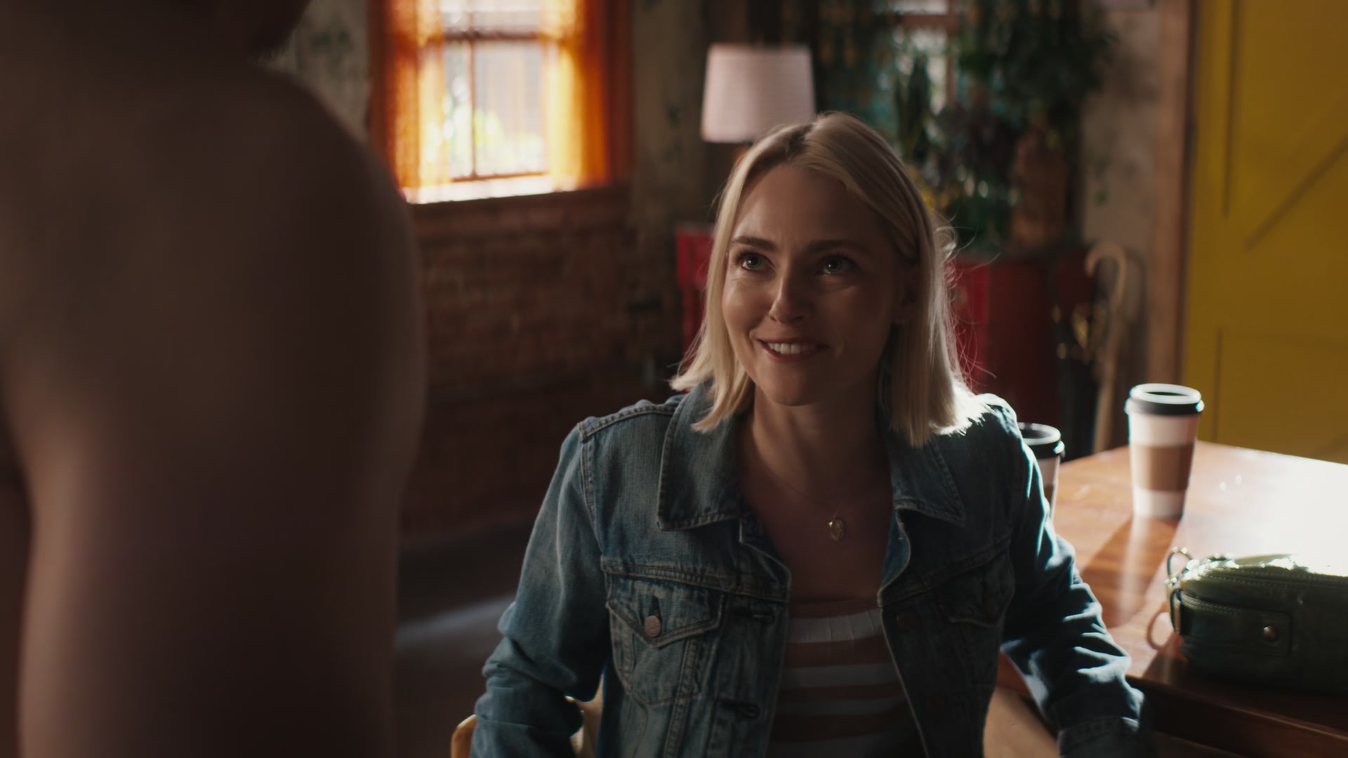 Grosse_Pointe_Garden_Society_S01E06_1080p_ASRO_000857.jpg