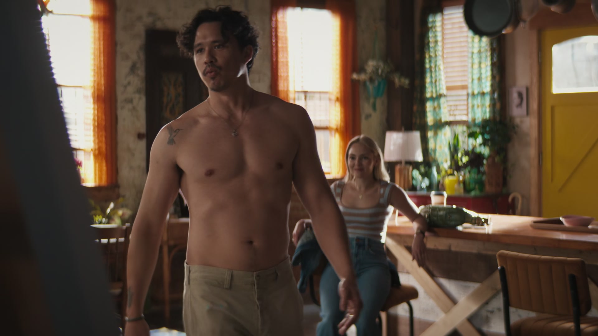 Grosse_Pointe_Garden_Society_S01E06_1080p_ASRO_000896.jpg