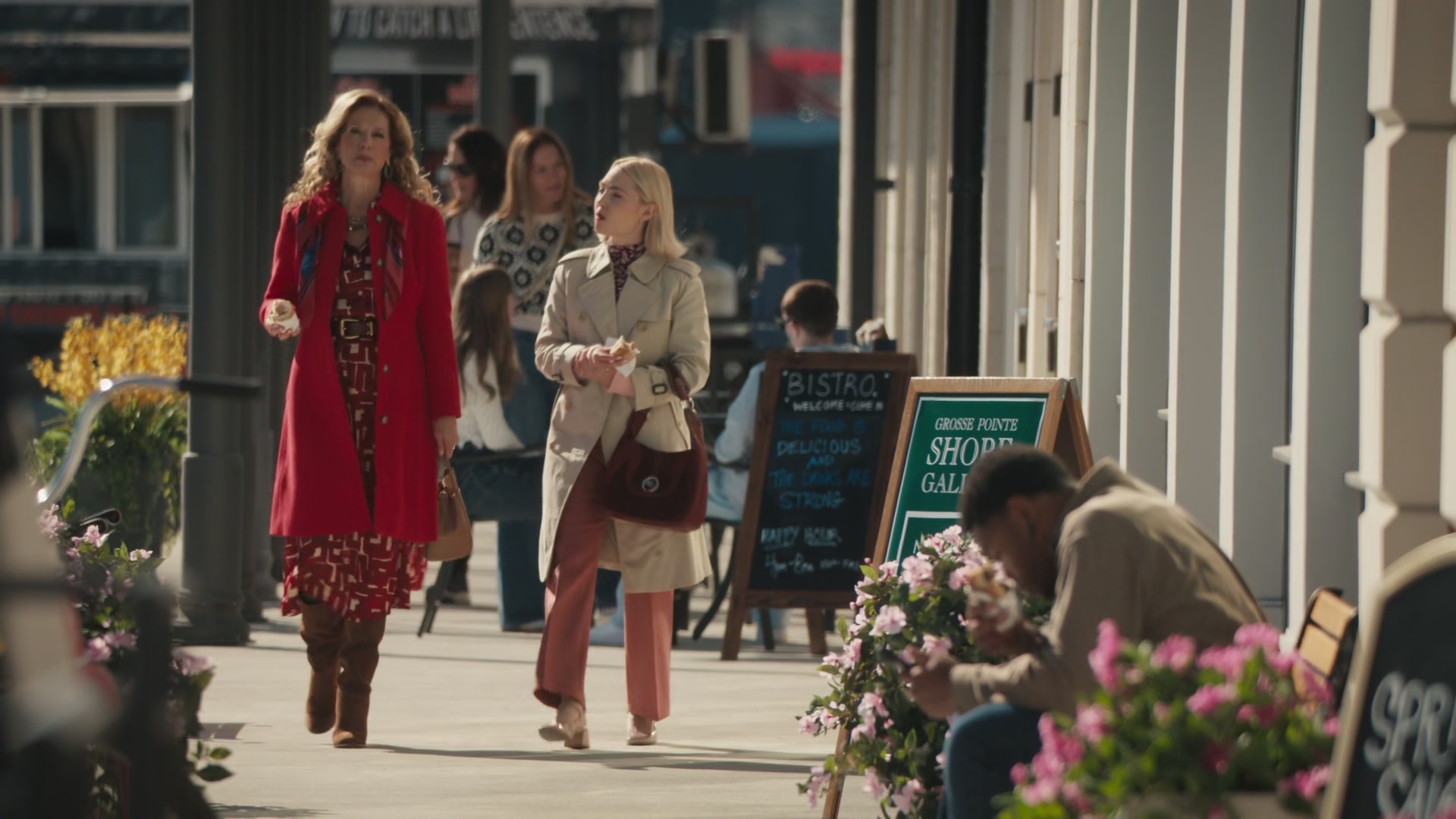 Grosse_Pointe_Garden_Society_S01E06_1080p_ASRO_001926.jpg