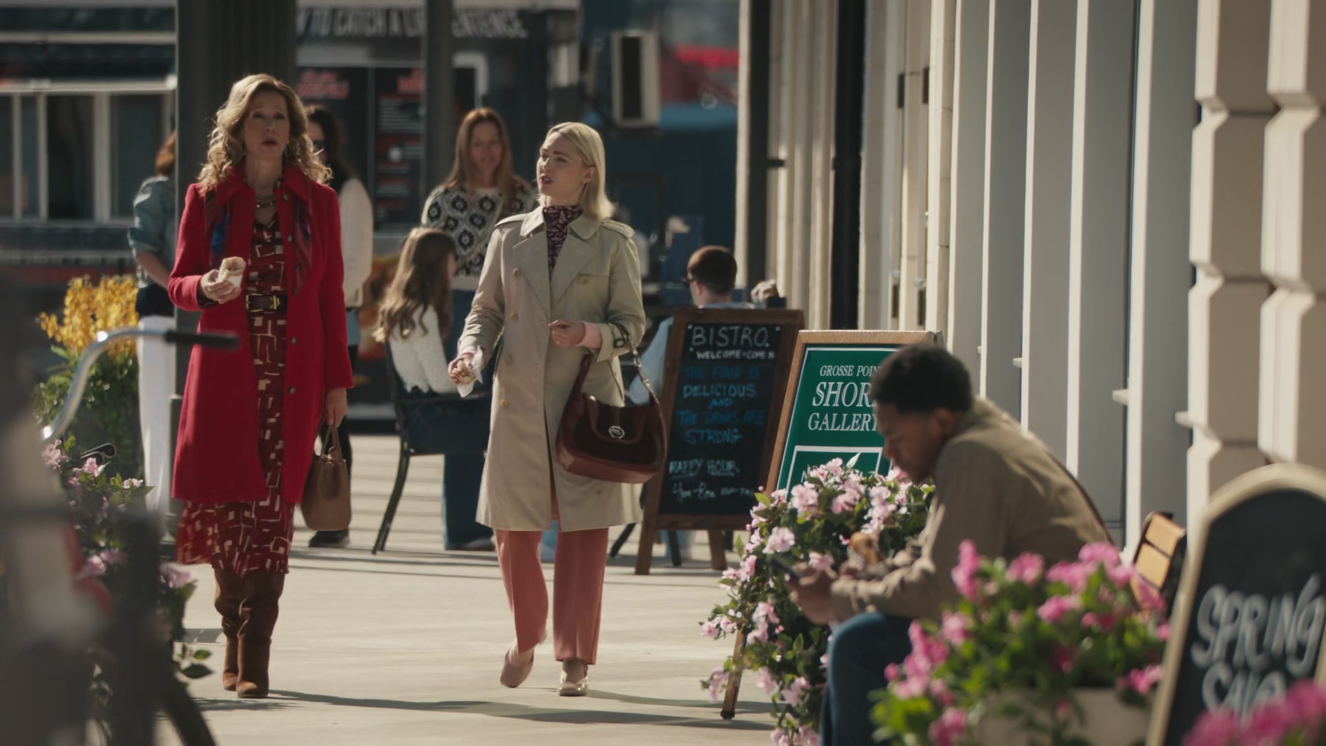 Grosse_Pointe_Garden_Society_S01E06_1080p_ASRO_001938.jpg Grosse_Pointe_Garden_Society_S01E06_1080p_ASRO_001938.jpg